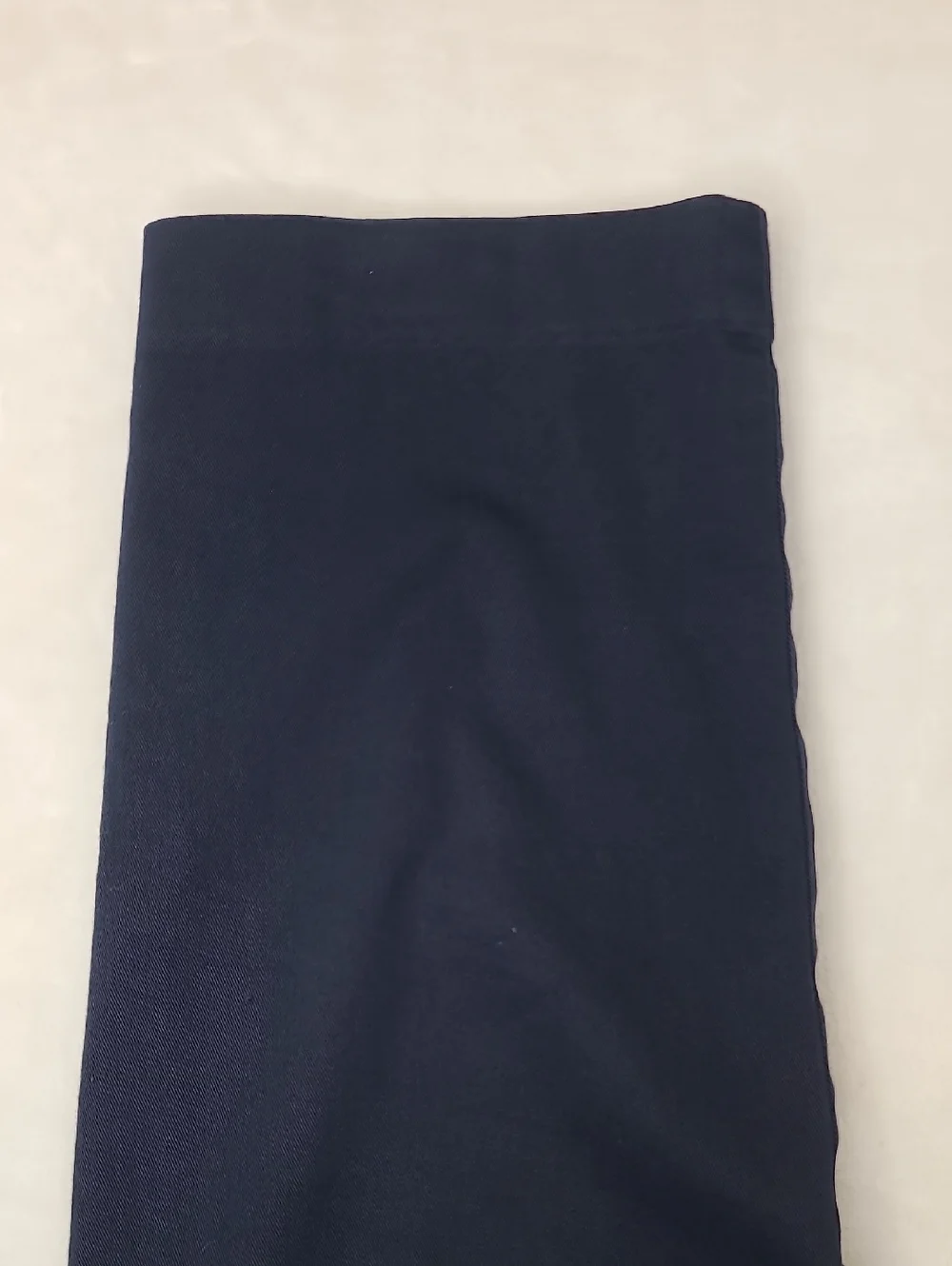 Banana Republic Men's Hi-Rise Tapered Leg Pleated Front Trouser Pant in Navy